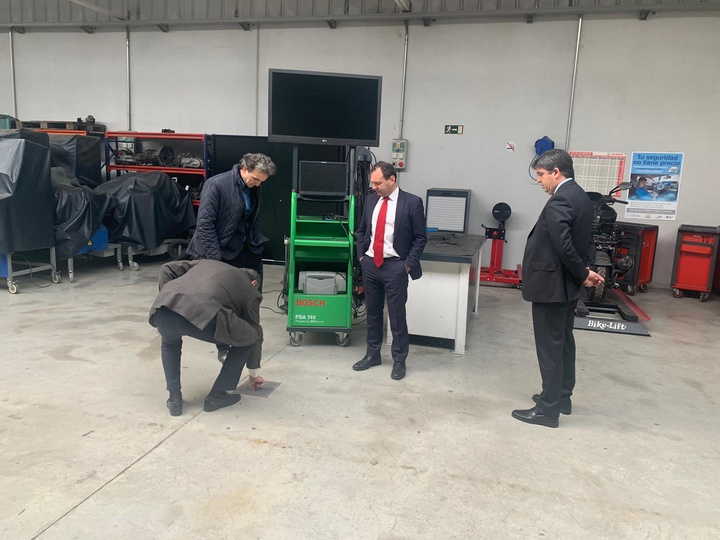 El director del Servicio Regional de Empleo y Formación visita las instalaciones de Federación Regional de Empresarios del Metal de Murcia (FREMM) (II)