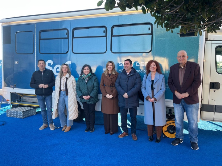 Presentaci&oacute;n de la unidad m&oacute;vil 'SEF+Cerca' en Las Torres de Cotillas